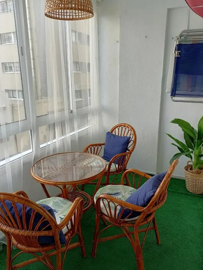 Cádiz Beach&Kids - free parking - sea views 0*,